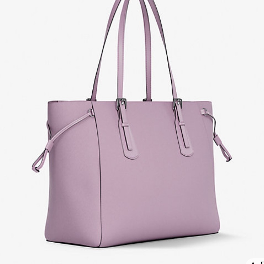 MICHAEL KORS Voyager Large Saffiano Leather Shoulder Tote Bag
Light Quartz 
NWT - Picture 5 of 16
